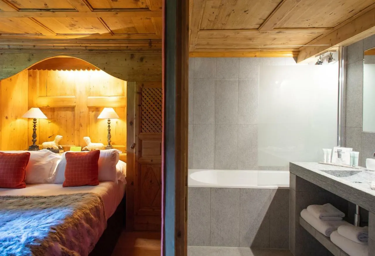 Chalet Chatel, Avec Services, Collection Chalets Des Fermes - Megeve